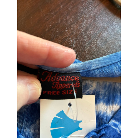 0163 NWT Tie Dye Maxie dress in blue and white. Size M/L - Picture 9 of 11